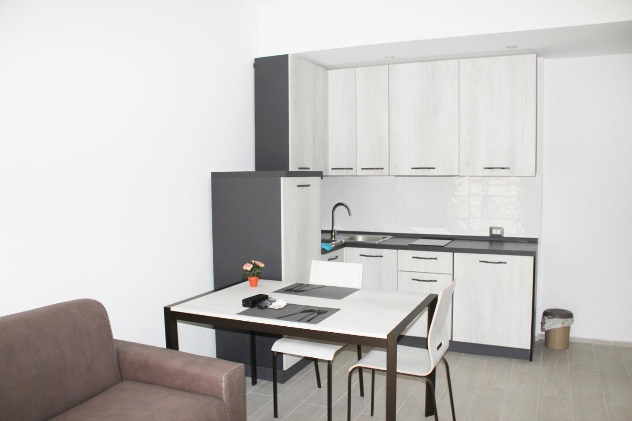 Apartament La Locanda Dell'Olmo Mediolan Zewnętrze zdjęcie